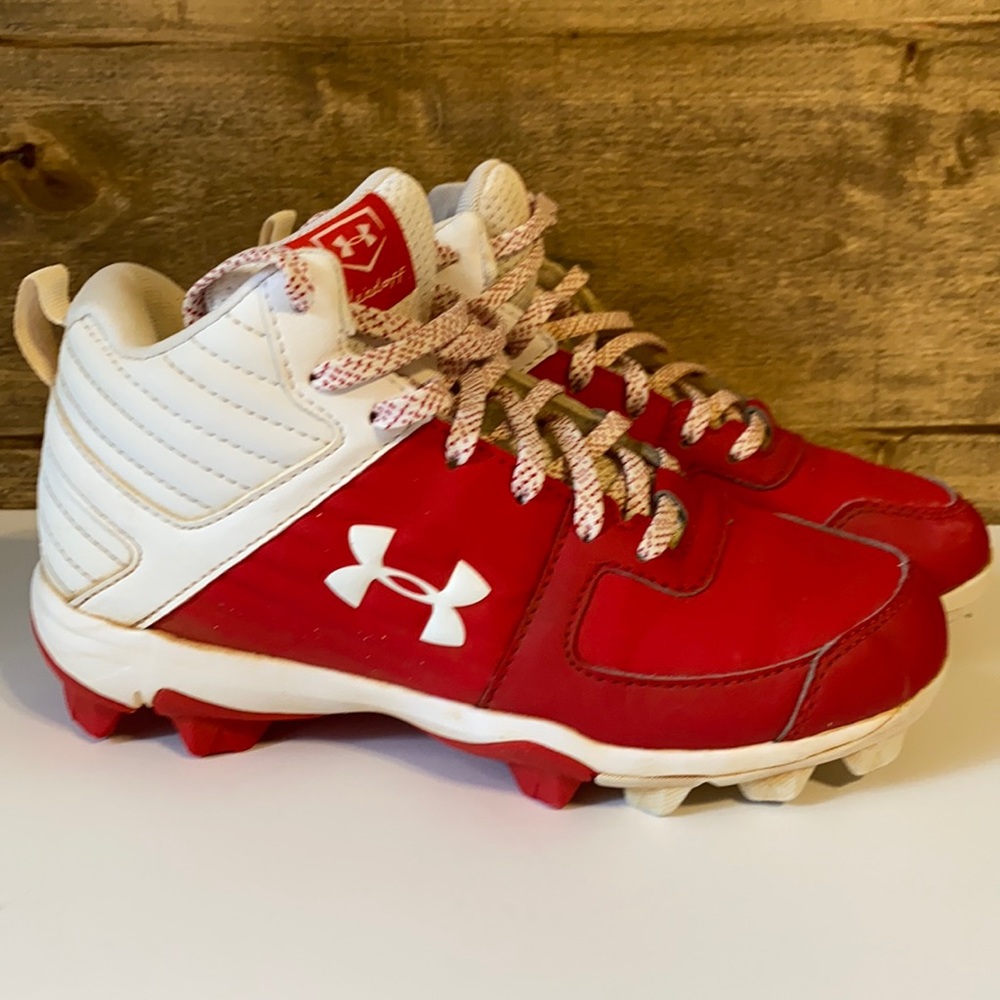 Boys Under Armour Baseball Cleats